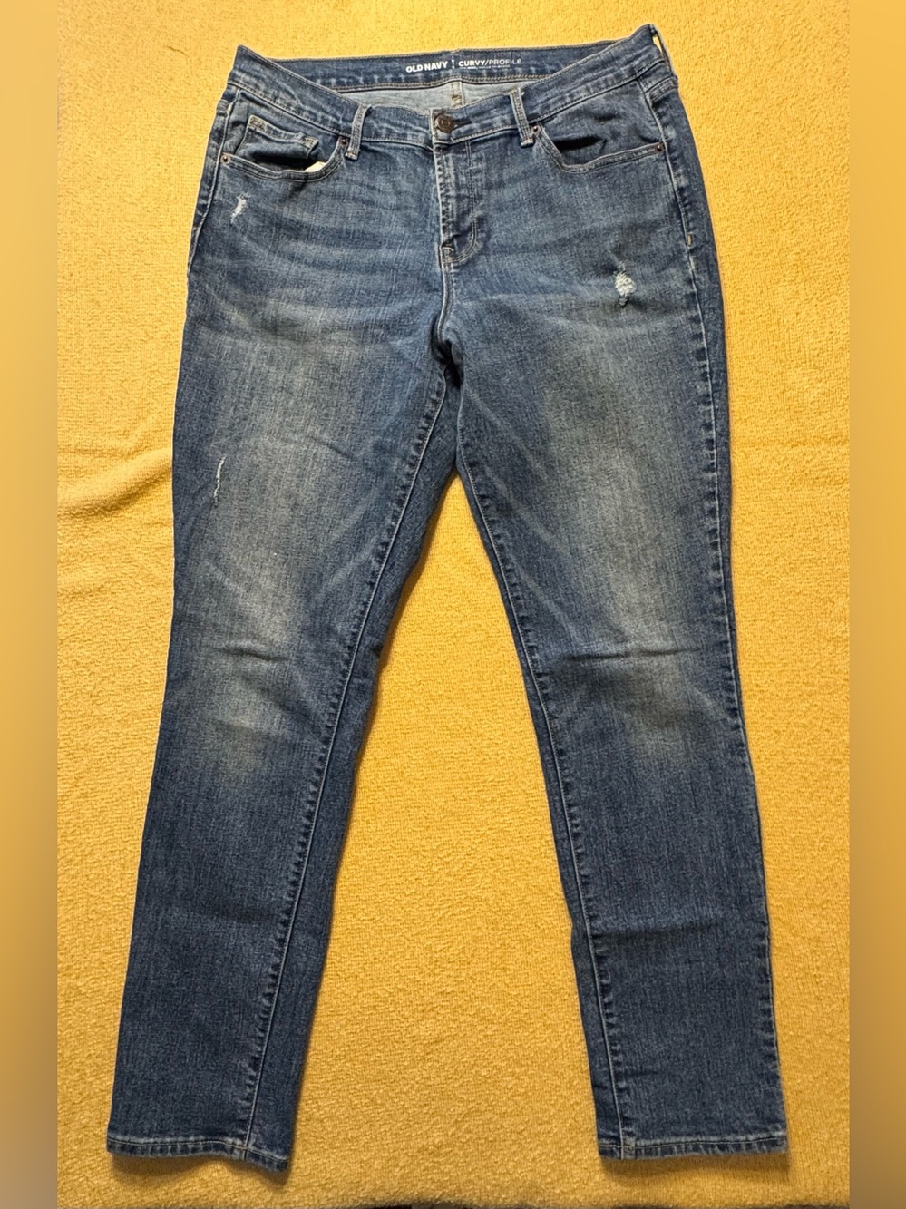 Old Navy Blue Women's Curvy Mid-Rise Jeans with Subtle Distressing